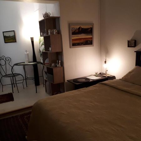 A La Fugue Hotel Ъпингтън Екстериор снимка