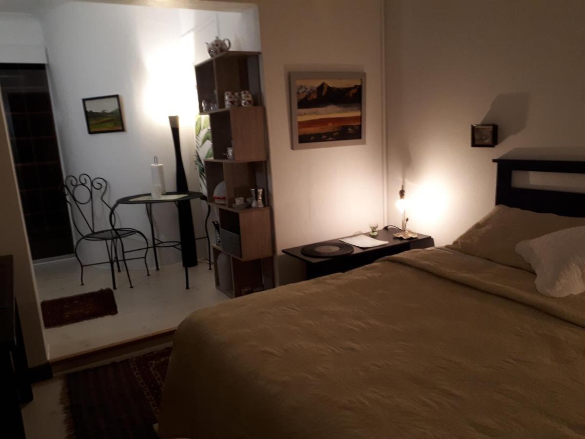 A La Fugue Hotel Ъпингтън Екстериор снимка