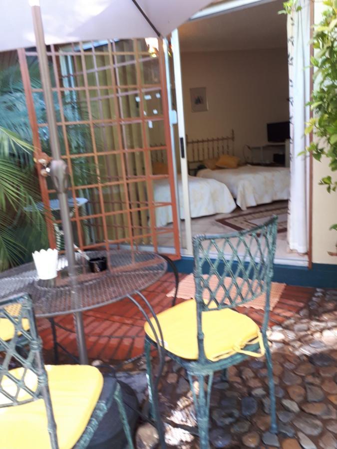 A La Fugue Hotel Ъпингтън Екстериор снимка