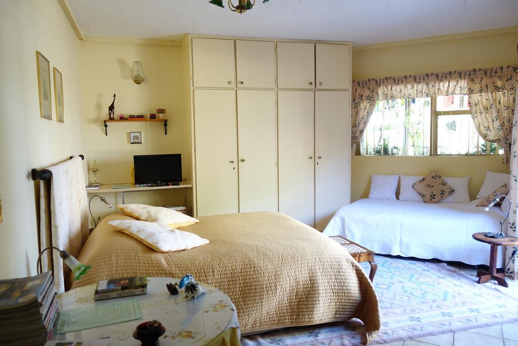 A La Fugue Hotel Ъпингтън Екстериор снимка
