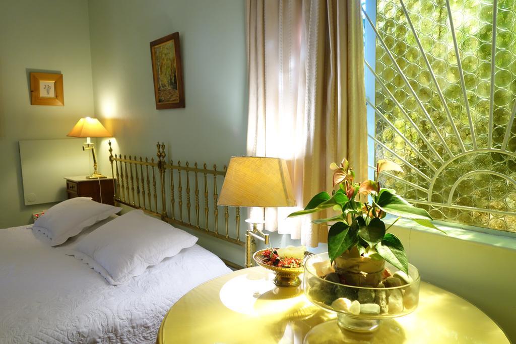 A La Fugue Hotel Ъпингтън Екстериор снимка