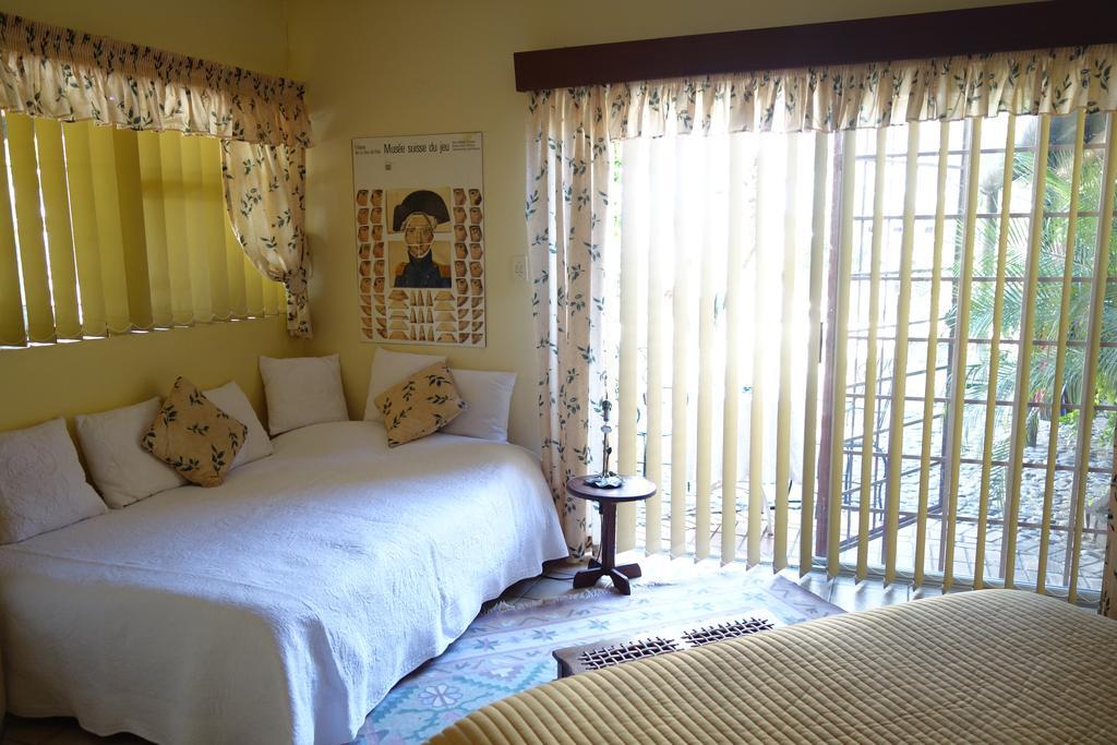 A La Fugue Hotel Ъпингтън Екстериор снимка